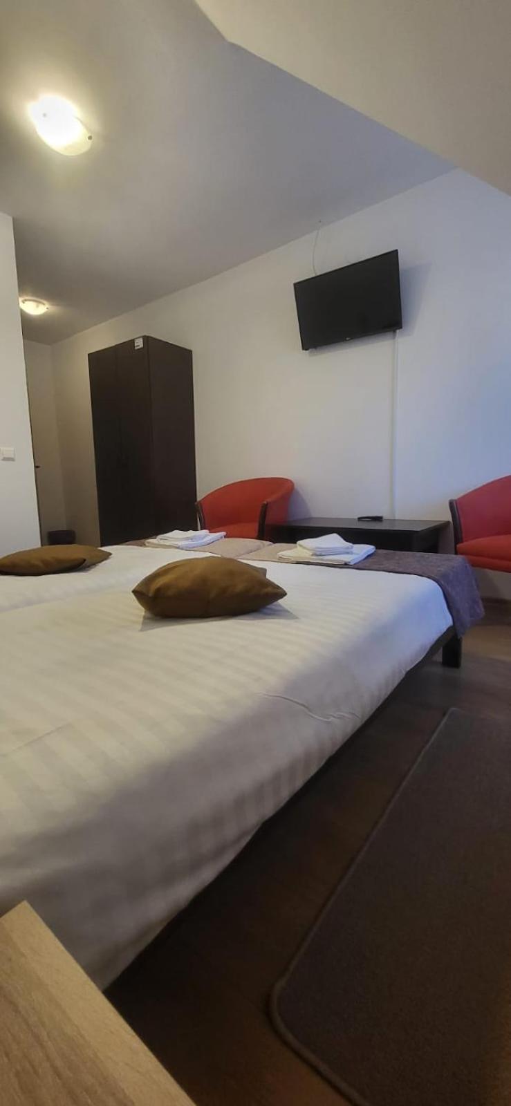 Relax Hotel Greci Ngoại thất bức ảnh