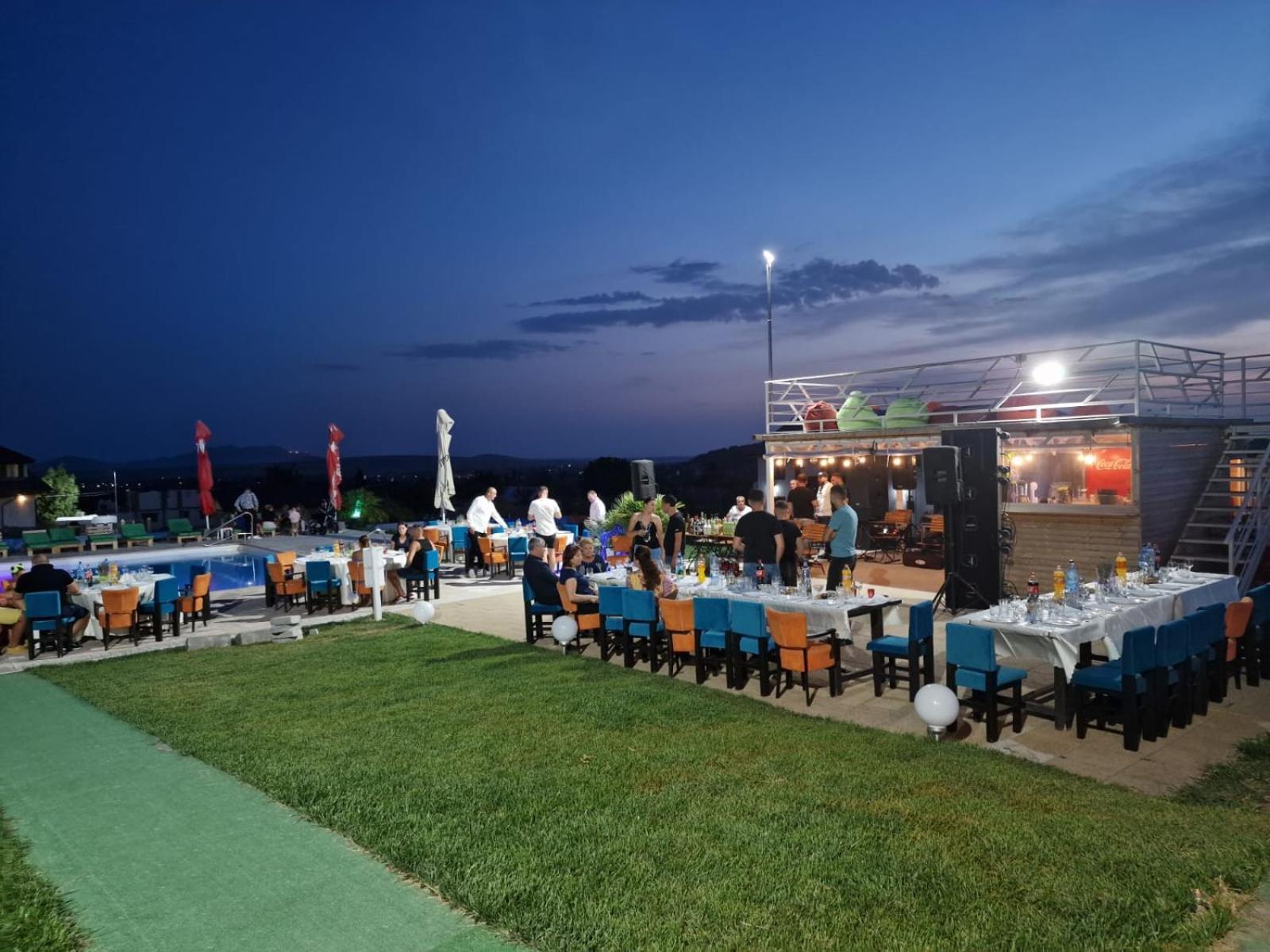 Relax Hotel Greci Ngoại thất bức ảnh